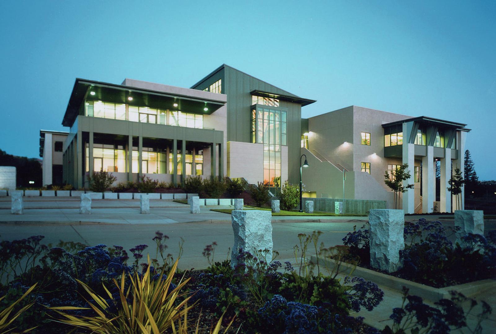 Evergreen Valley College Library & Technology Center - Swinerton