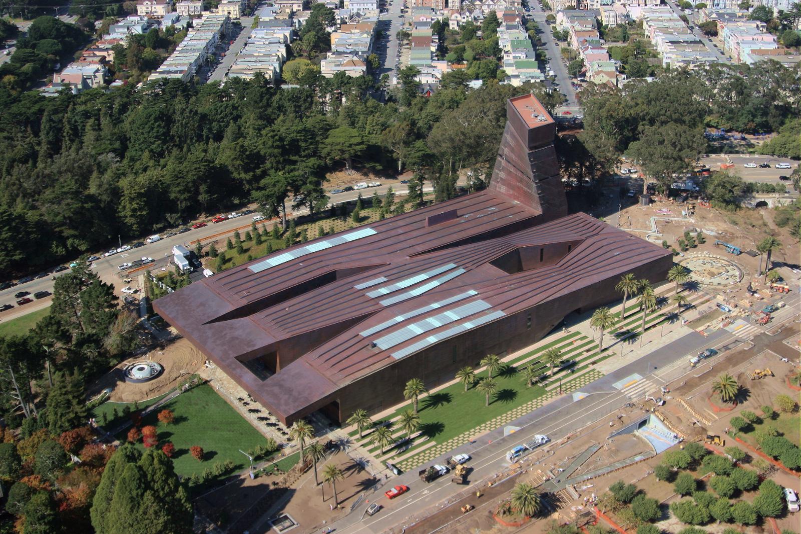 visit de young museum