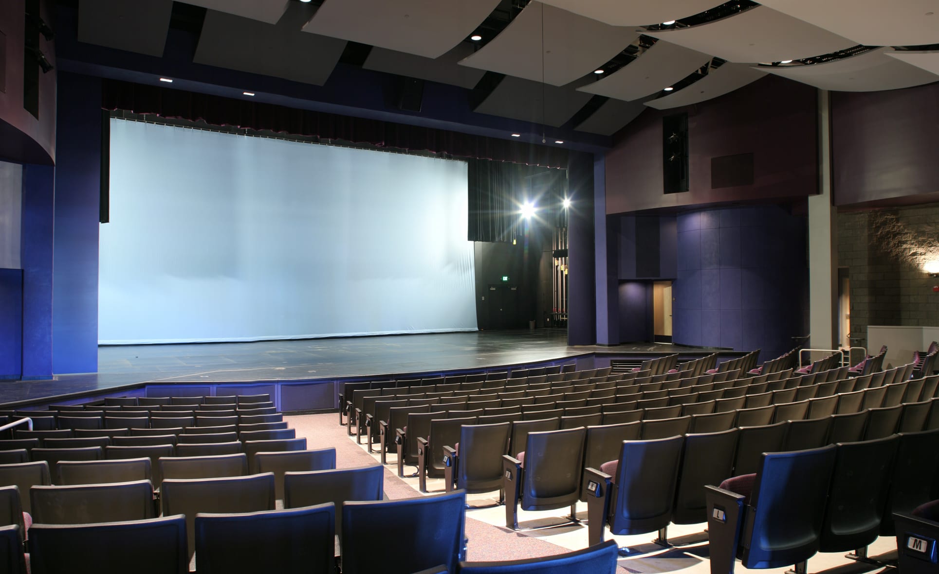 Wilcox High School Mission City Center for Performing Arts - Swinerton