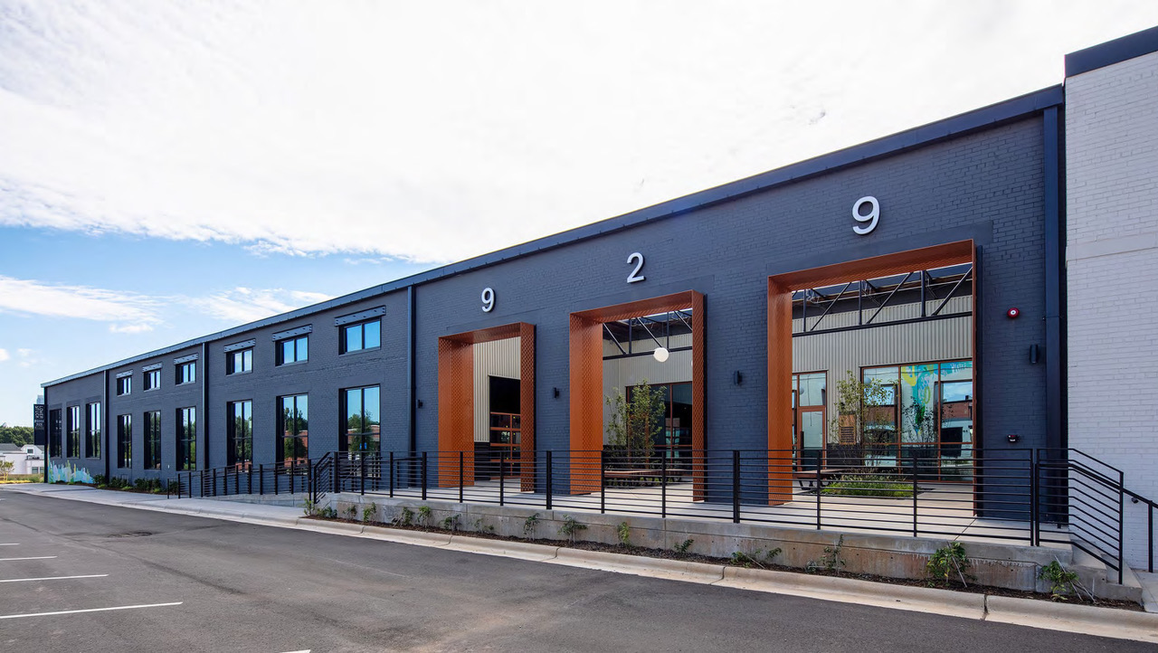 Swinerton's Special Projects team performed the adaptive reuse of a former warehouse building in Charlotte, N.C., into office spaces for three tenants. The project included bringing the outdoors into the workspaces. Image: Courtesy of Swinerton